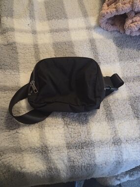 Black Men's Crossbody Sling Bag